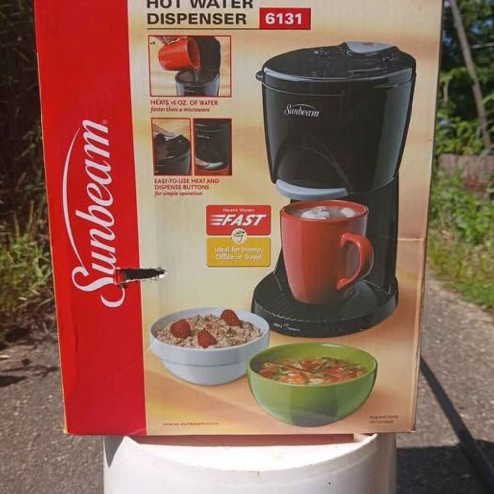Sunbeam Hot Shot Hot Water Dispenser 6131 vintage discontinued
